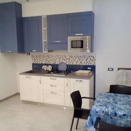 Mediterranea מלון דירות *